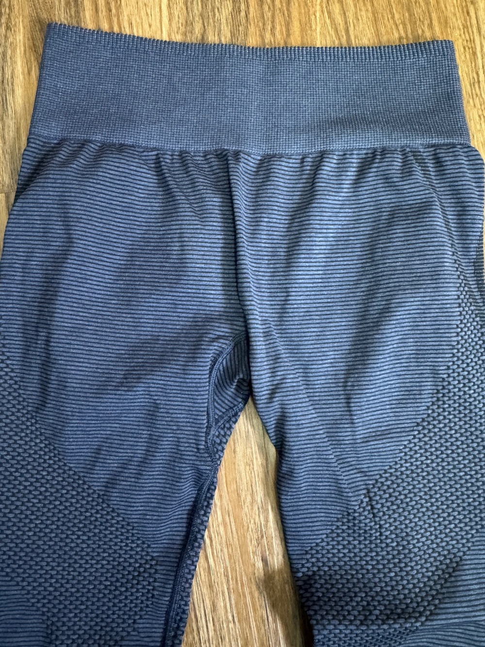 GYMSHARK Glute contouring High-Waist Textured Seamless Leggings Navy Blue Marl - Picture 4 of 7